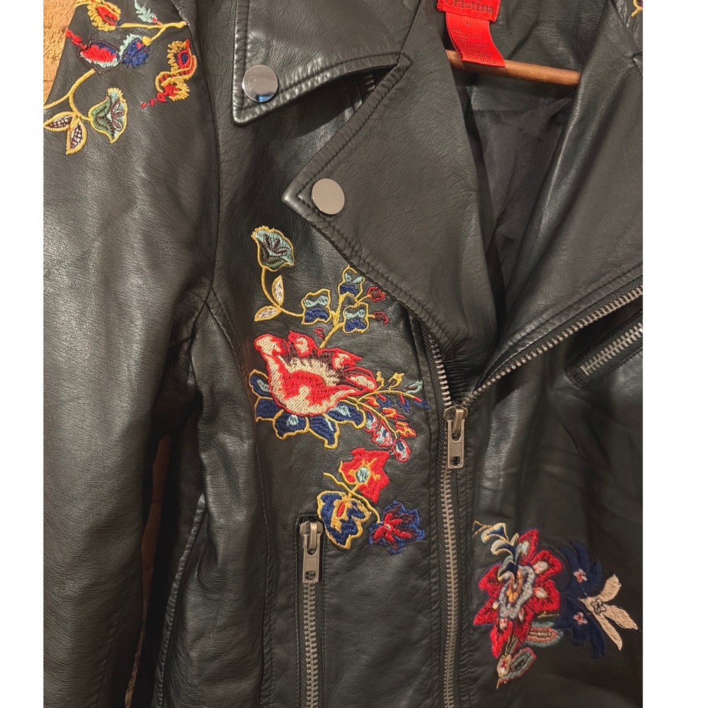 V Cristina Womens Black Faux Leather Floral Embroidered Moto Biker Jacket Size M - Picture 5 of 6